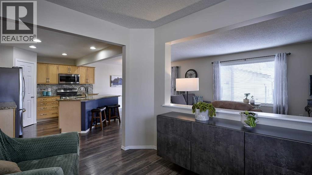 2064 Reunion Boulevard Nw, Airdrie, Alberta  T4B 0J2 - Photo 6 - A2296686