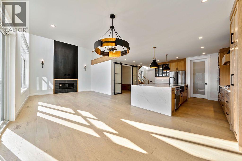 68 Sunvalley Way, Cochrane, Alberta  T4C 0X8 - Photo 8 - A2298599