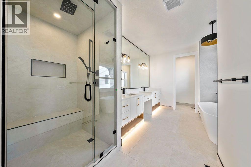 68 Sunvalley Way, Cochrane, Alberta  T4C 0X8 - Photo 21 - A2298599