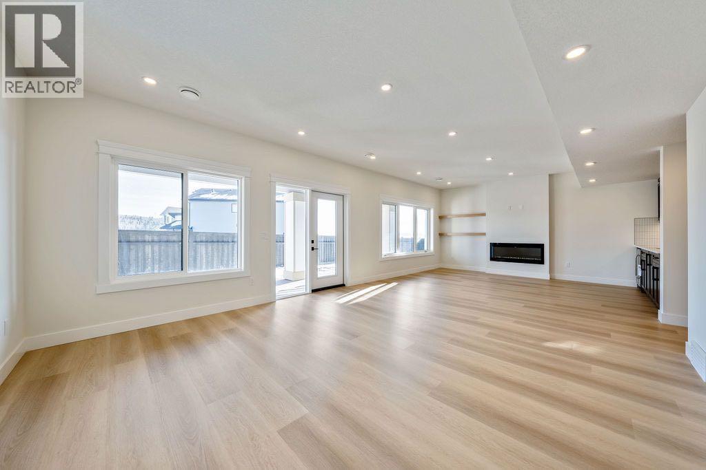 68 Sunvalley Way, Cochrane, Alberta  T4C 0X8 - Photo 27 - A2298599