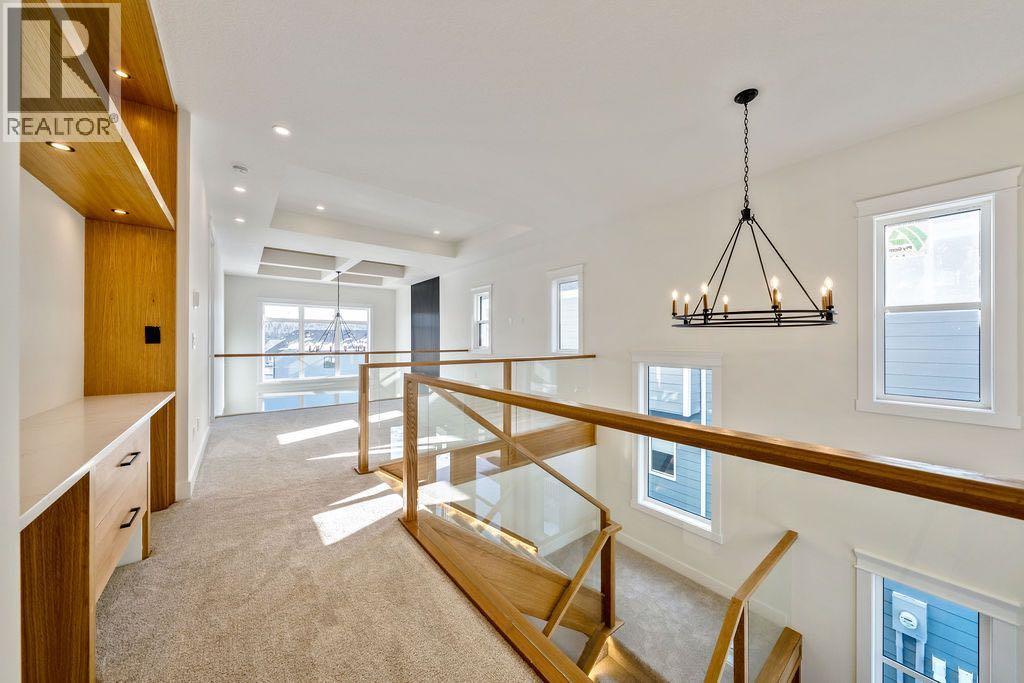 68 Sunvalley Way, Cochrane, Alberta  T4C 0X8 - Photo 16 - A2298599