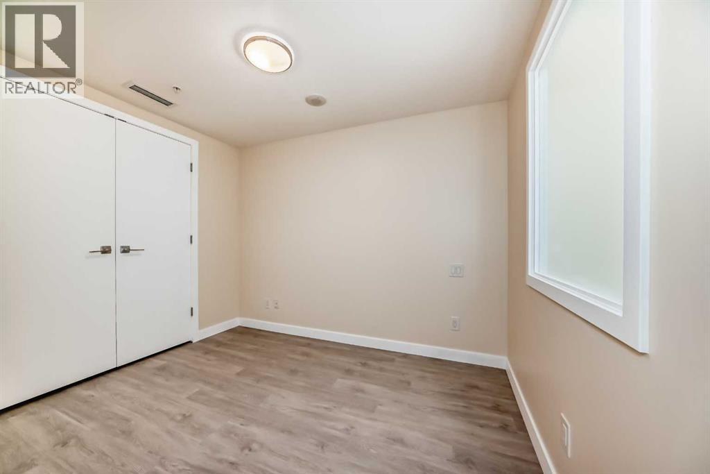 110, 51 Waterfront Mews SW, Calgary, Alberta  T2P 0X3 - Photo 20 - A2300672