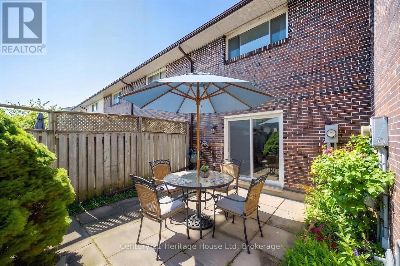 230 - 31 Greengate Road, Guelph, Ontario  N1H 6R3 - Photo 41 - X12982726