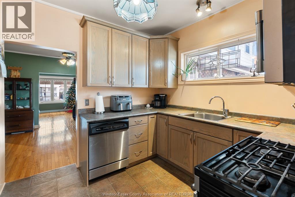 1566 Hall Avenue, Windsor, Ontario  N8X 4R7 - Photo 10 - 26007780