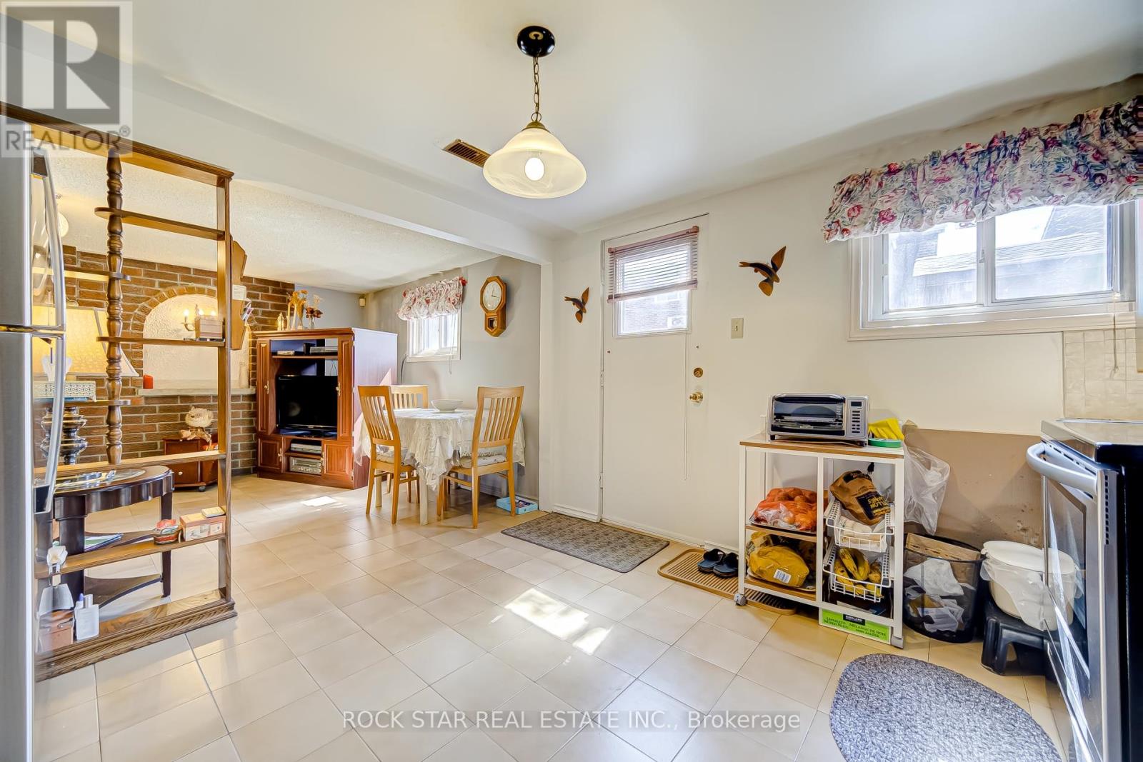 115 Glen Shields Avenue, Vaughan, Ontario L4K 1S9 - Photo 24 - N12980588