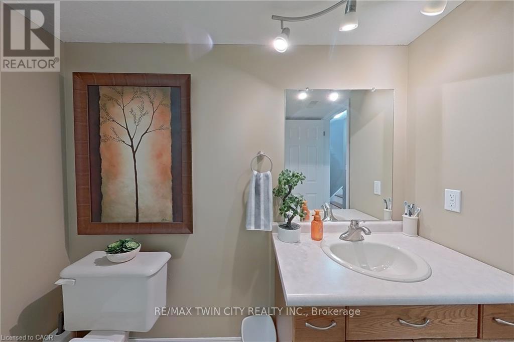 647 Kennard Crescent, Kincardine, Ontario  N2Z 1T4 - Photo 26 - X12911820