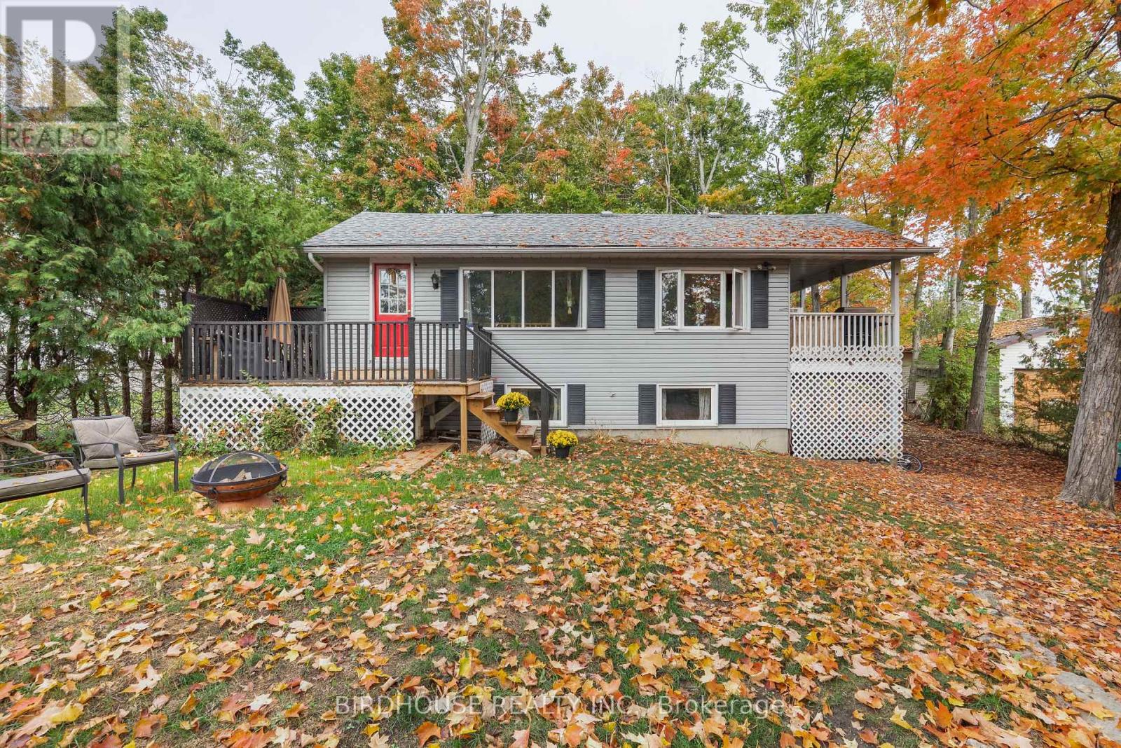 23 Pleasure Street, Kawartha Lakes, Ontario  K0M 1G0 - Photo 1 - X12734824