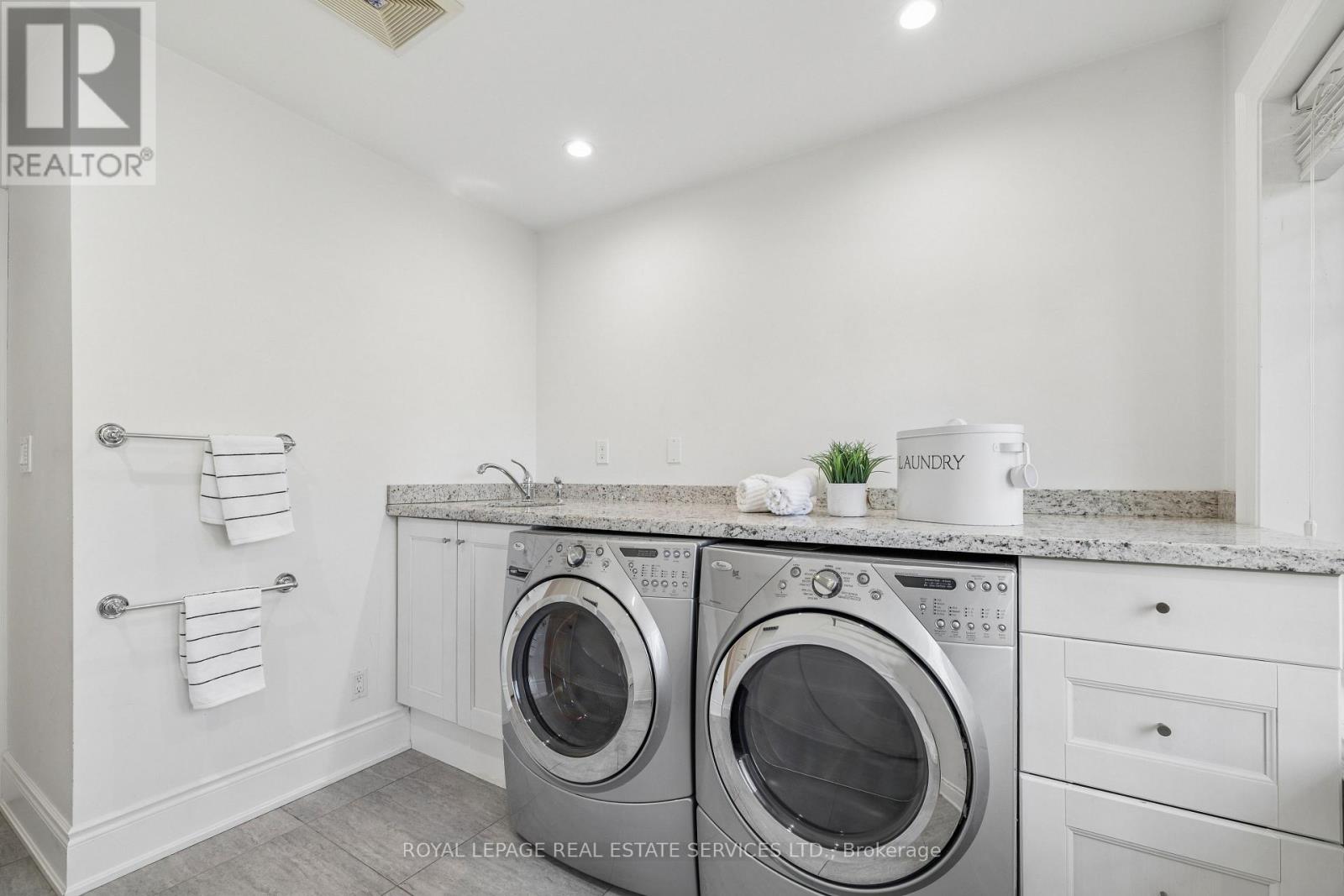 434 Winston Road, Oakville, Ontario  L6L 4W8 - Photo 20 - W12982986