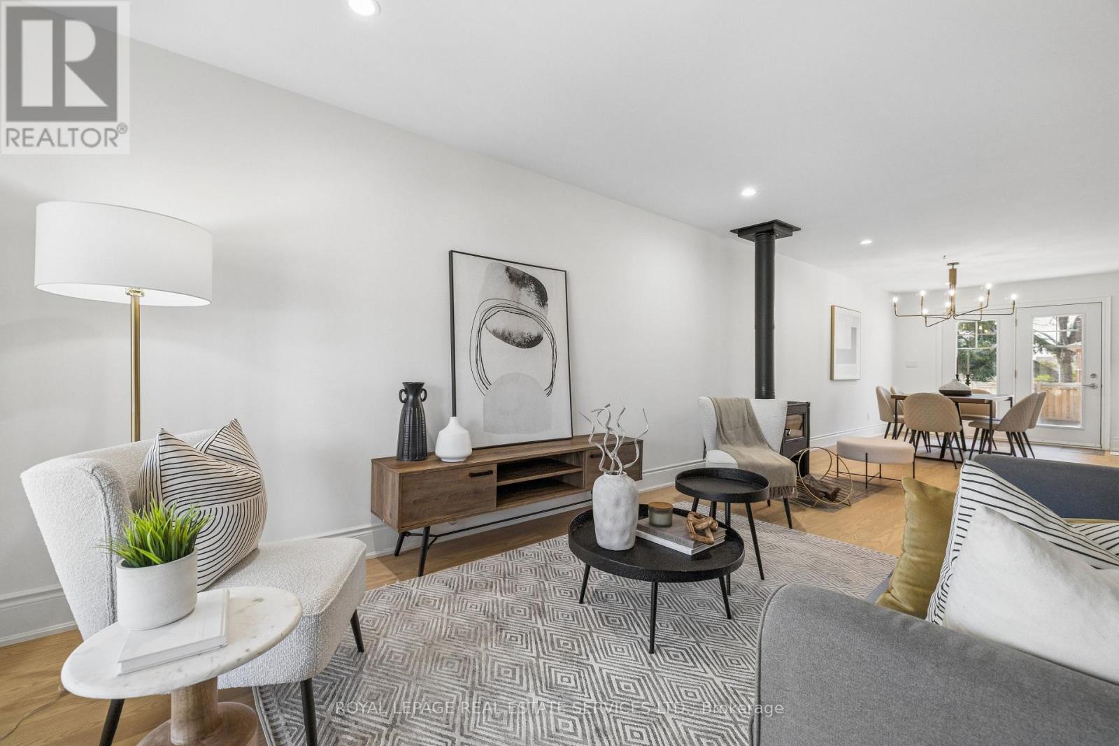 434 Winston Road, Oakville, Ontario  L6L 4W8 - Photo 4 - W12982986