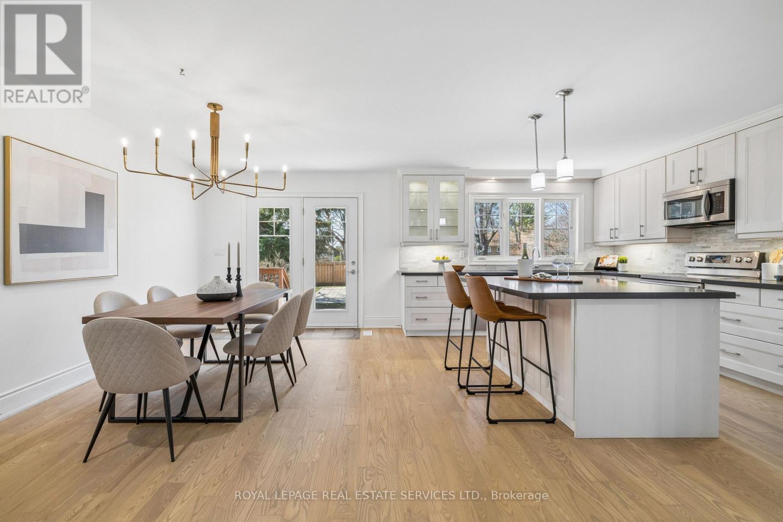 434 Winston Road, Oakville, Ontario  L6L 4W8 - Photo 9 - W12982986