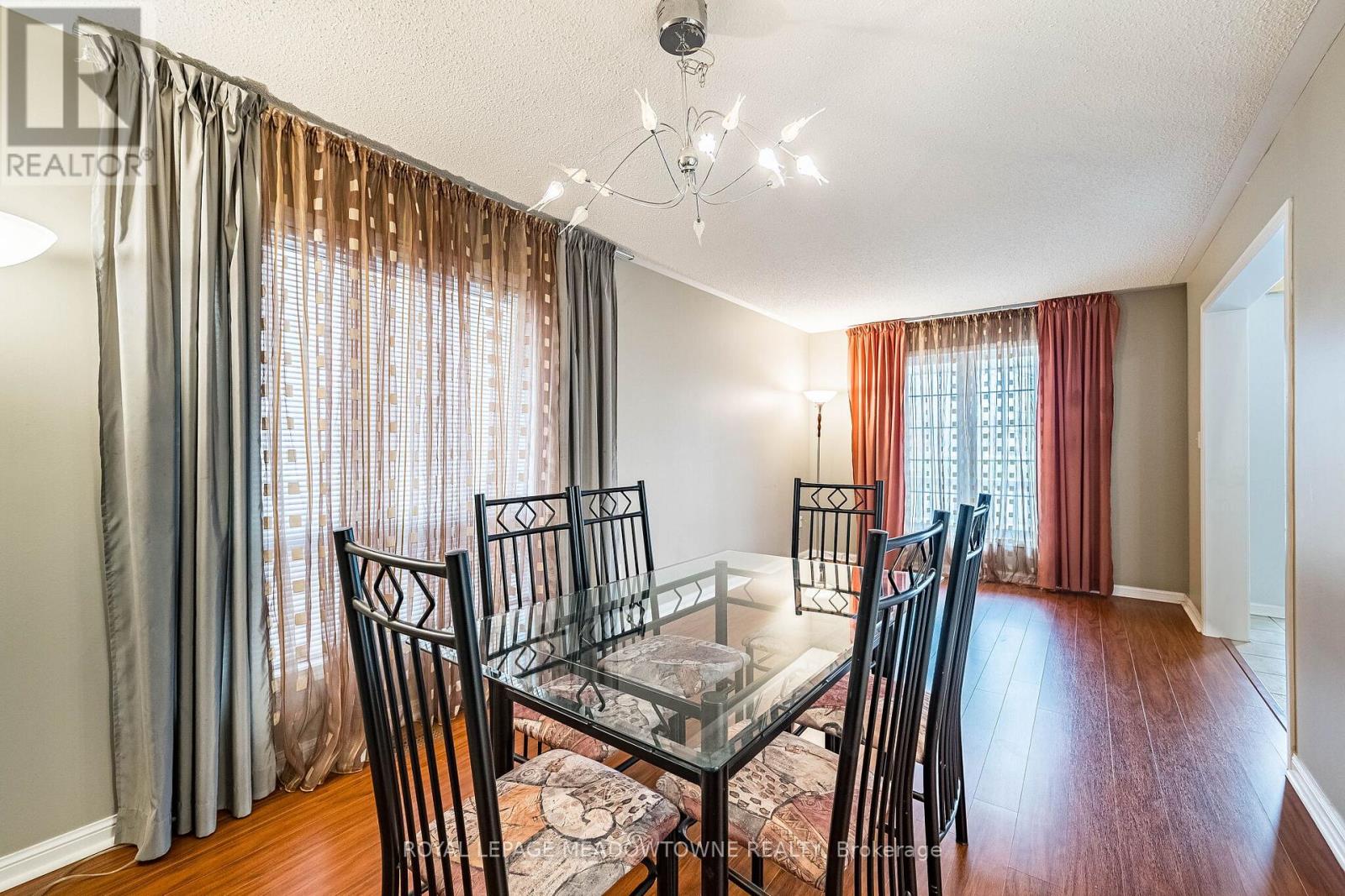 33 Sugarhill Drive, Brampton, Ontario  L7A 3L8 - Photo 13 - W12982988