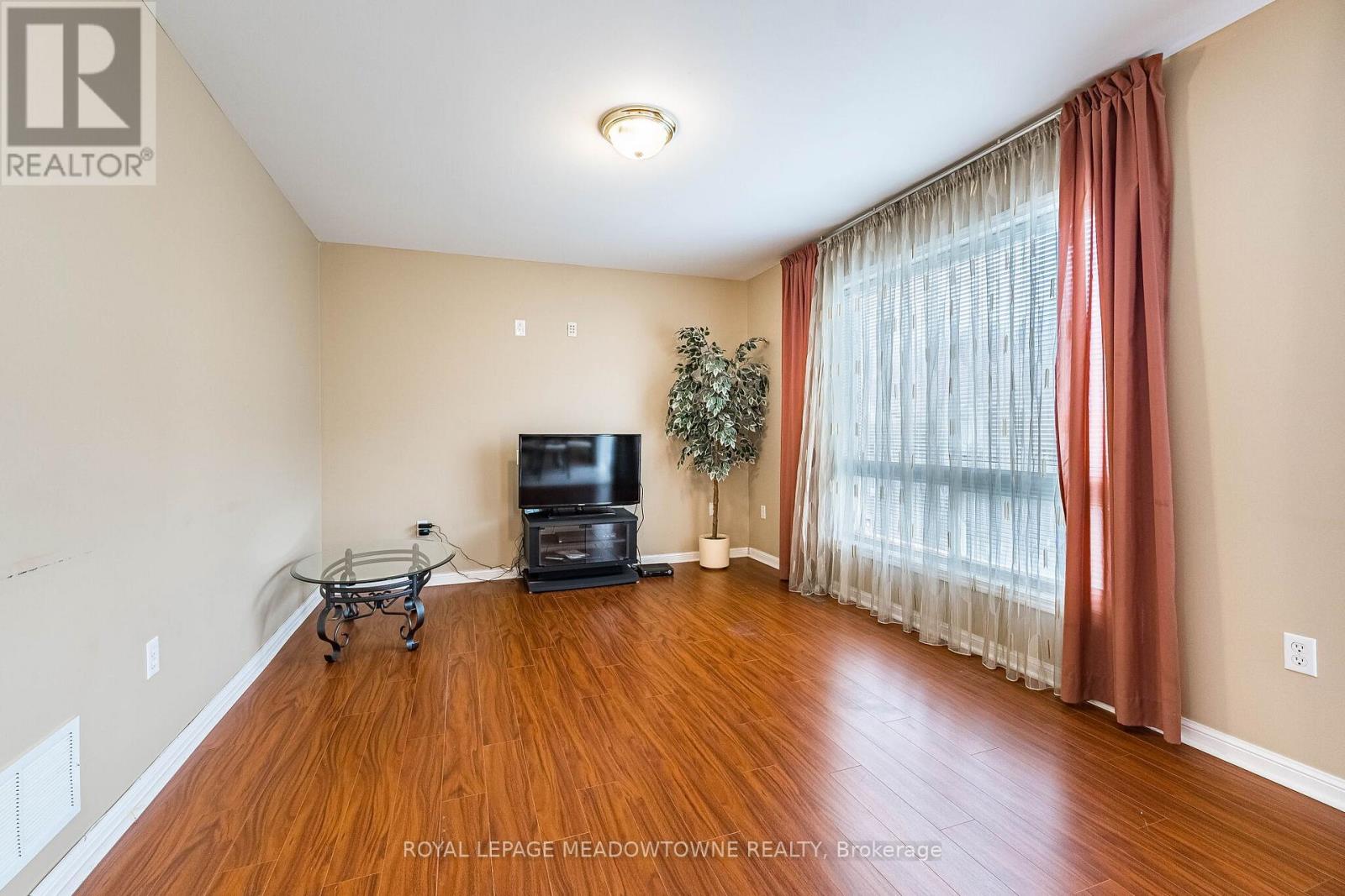 33 Sugarhill Drive, Brampton, Ontario  L7A 3L8 - Photo 27 - W12982988