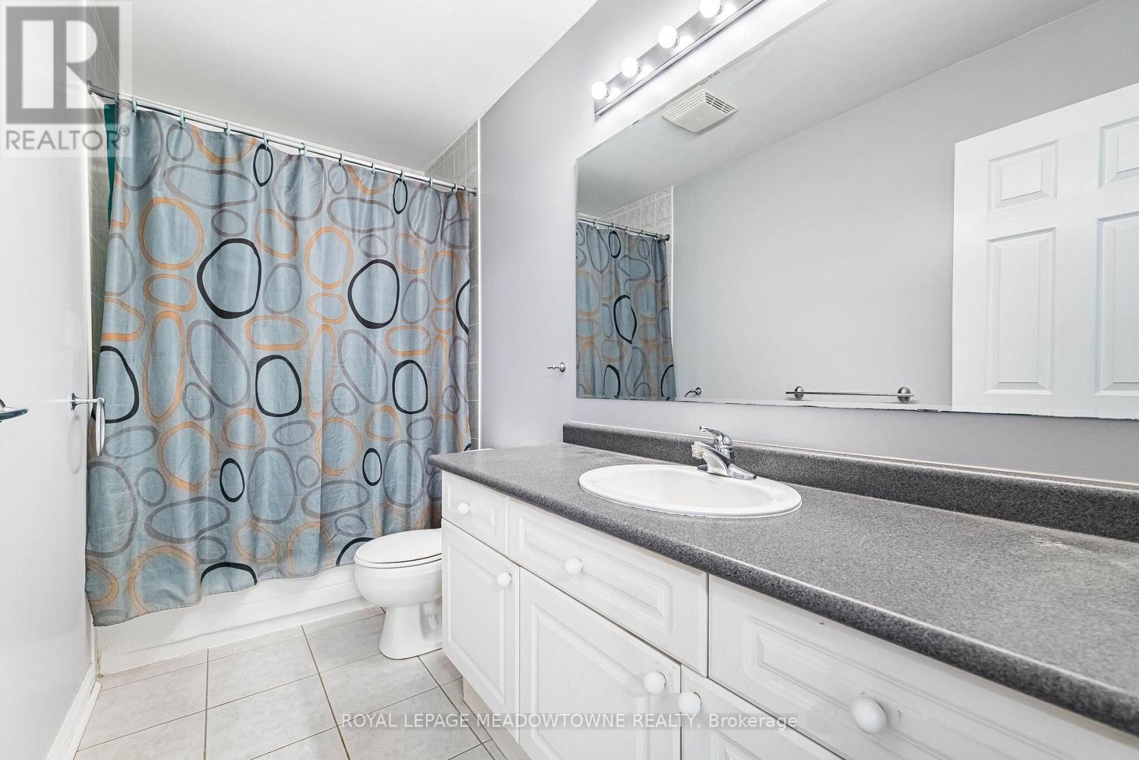 33 Sugarhill Drive, Brampton, Ontario  L7A 3L8 - Photo 40 - W12982988