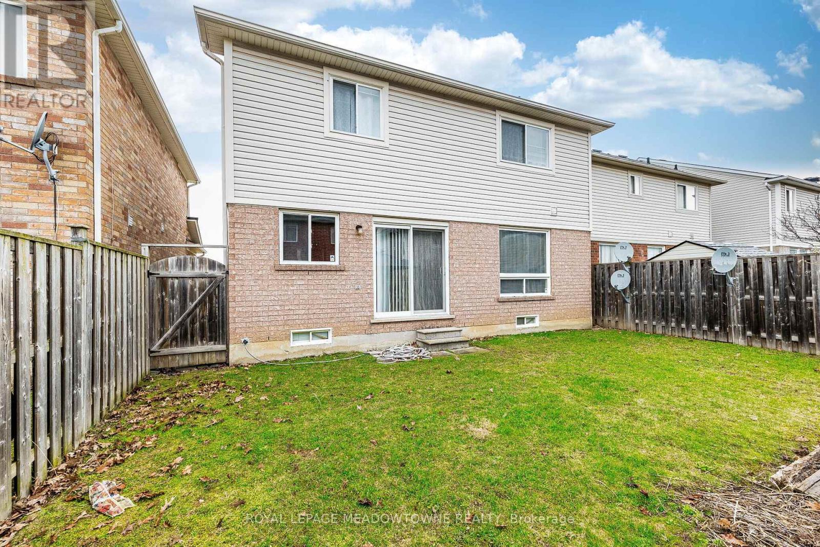 33 Sugarhill Drive, Brampton, Ontario  L7A 3L8 - Photo 45 - W12982988