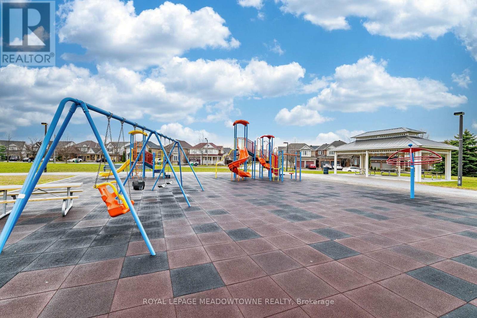 33 Sugarhill Drive, Brampton, Ontario  L7A 3L8 - Photo 48 - W12982988