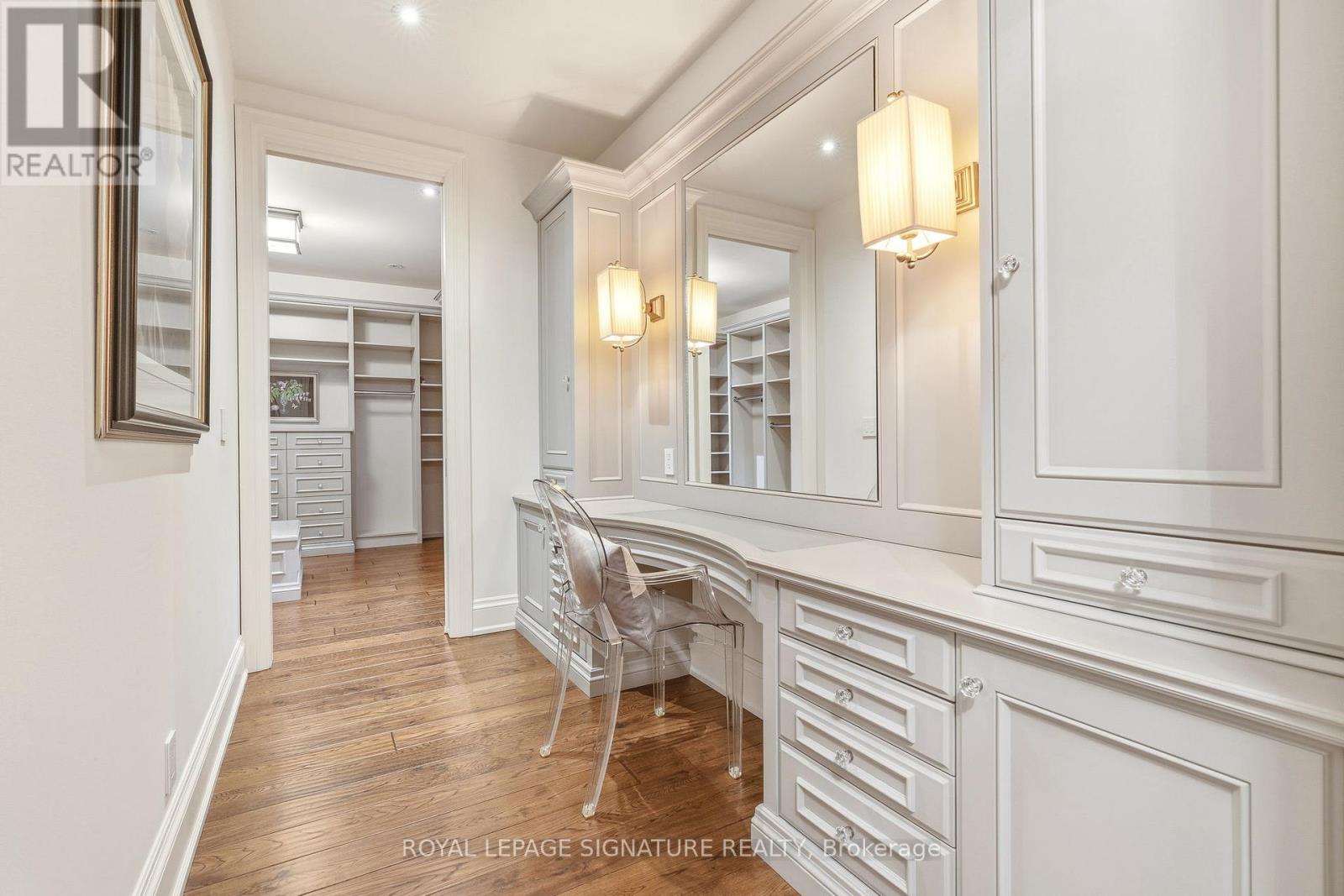 1101 - 111 Forsythe Street, Oakville, Ontario  L6K 3J9 - Photo 13 - W12983016