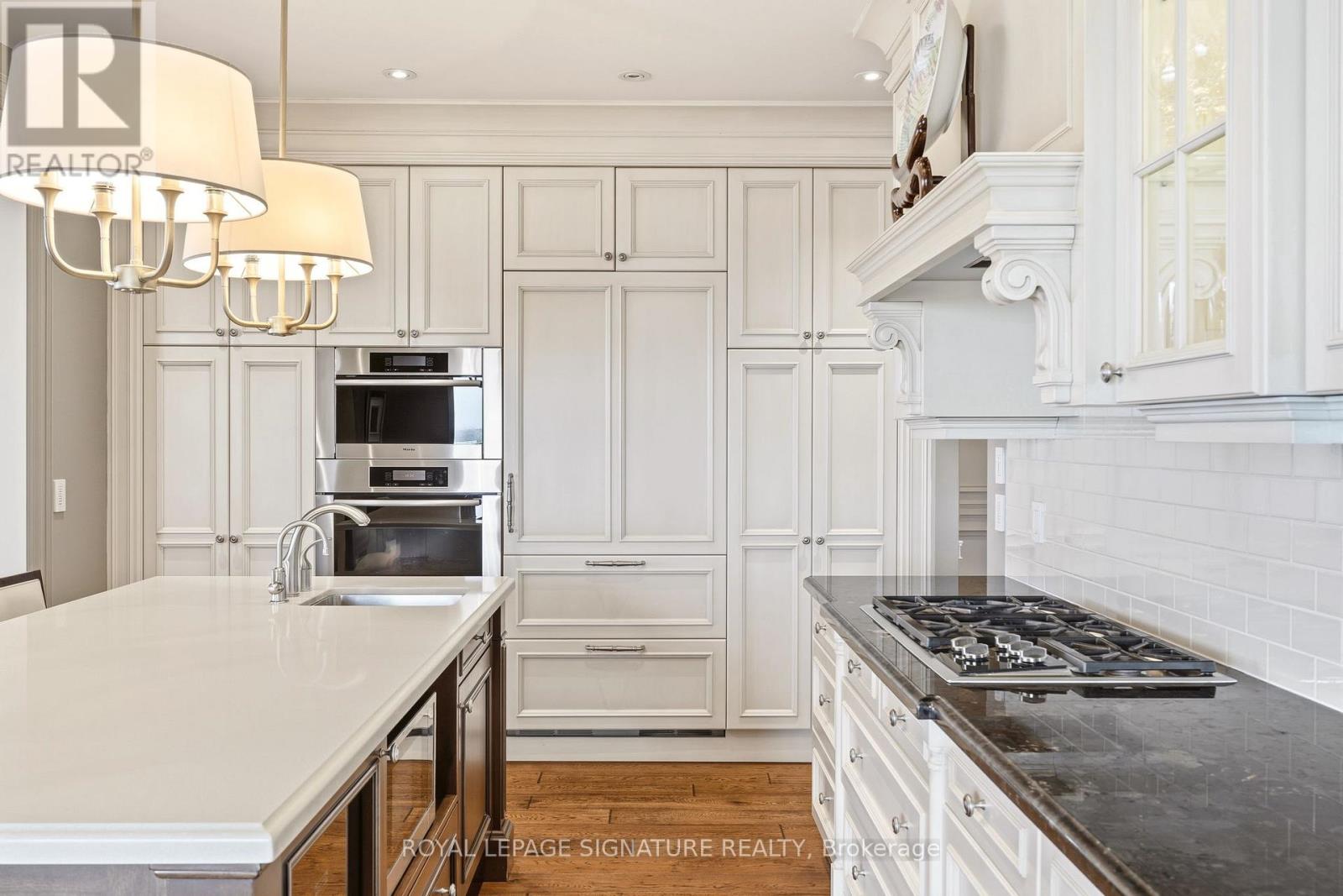 1101 - 111 Forsythe Street, Oakville, Ontario  L6K 3J9 - Photo 21 - W12983016