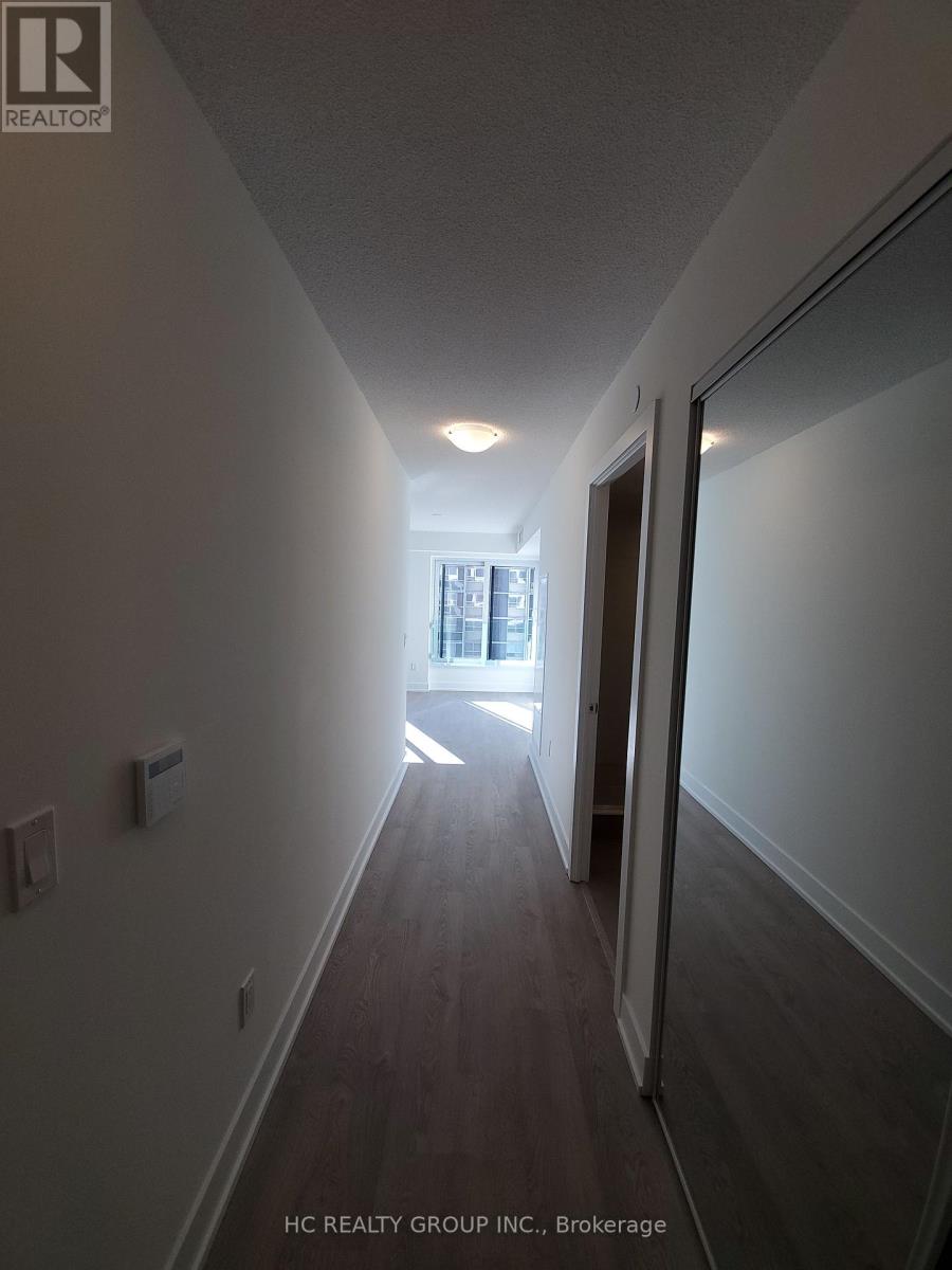 2225 - 9 Mabelle Avenue, Toronto, Ontario  M9A 0E1 - Photo 2 - W12983064