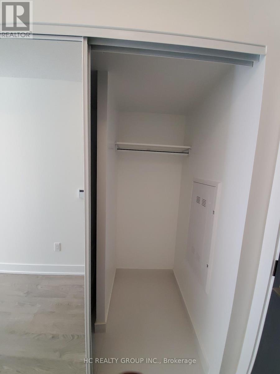 2225 - 9 Mabelle Avenue, Toronto, Ontario  M9A 0E1 - Photo 8 - W12983064