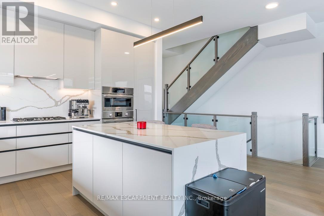 98 - 35 Lou Parson Way, Mississauga, Ontario  L5H 0B2 - Photo 16 - W12983084