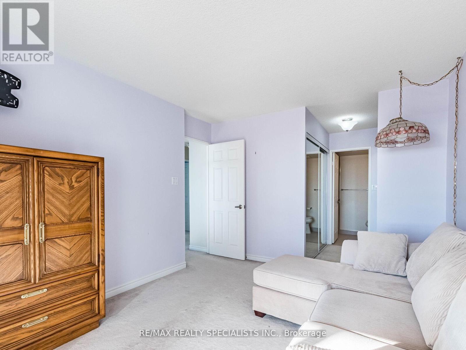 801 - 3605 Kariya Drive, Mississauga, Ontario  L5B 3J4 - Photo 17 - W12983090