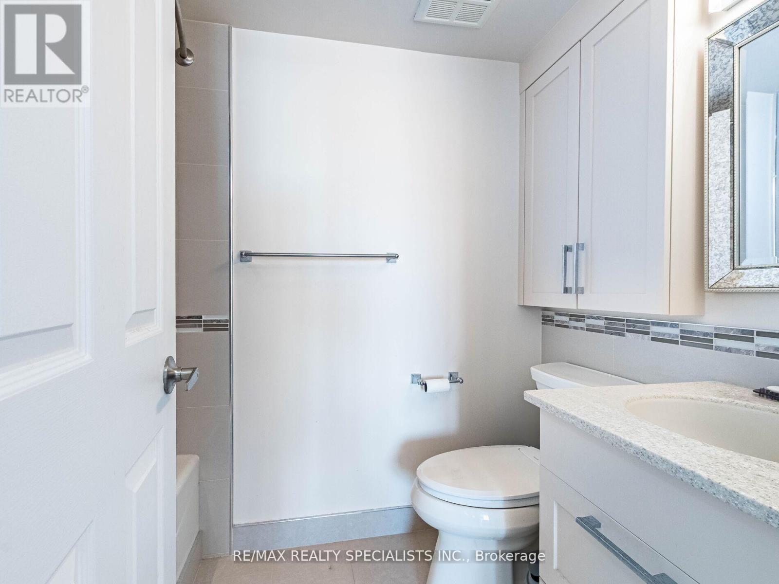 801 - 3605 Kariya Drive, Mississauga, Ontario  L5B 3J4 - Photo 19 - W12983090