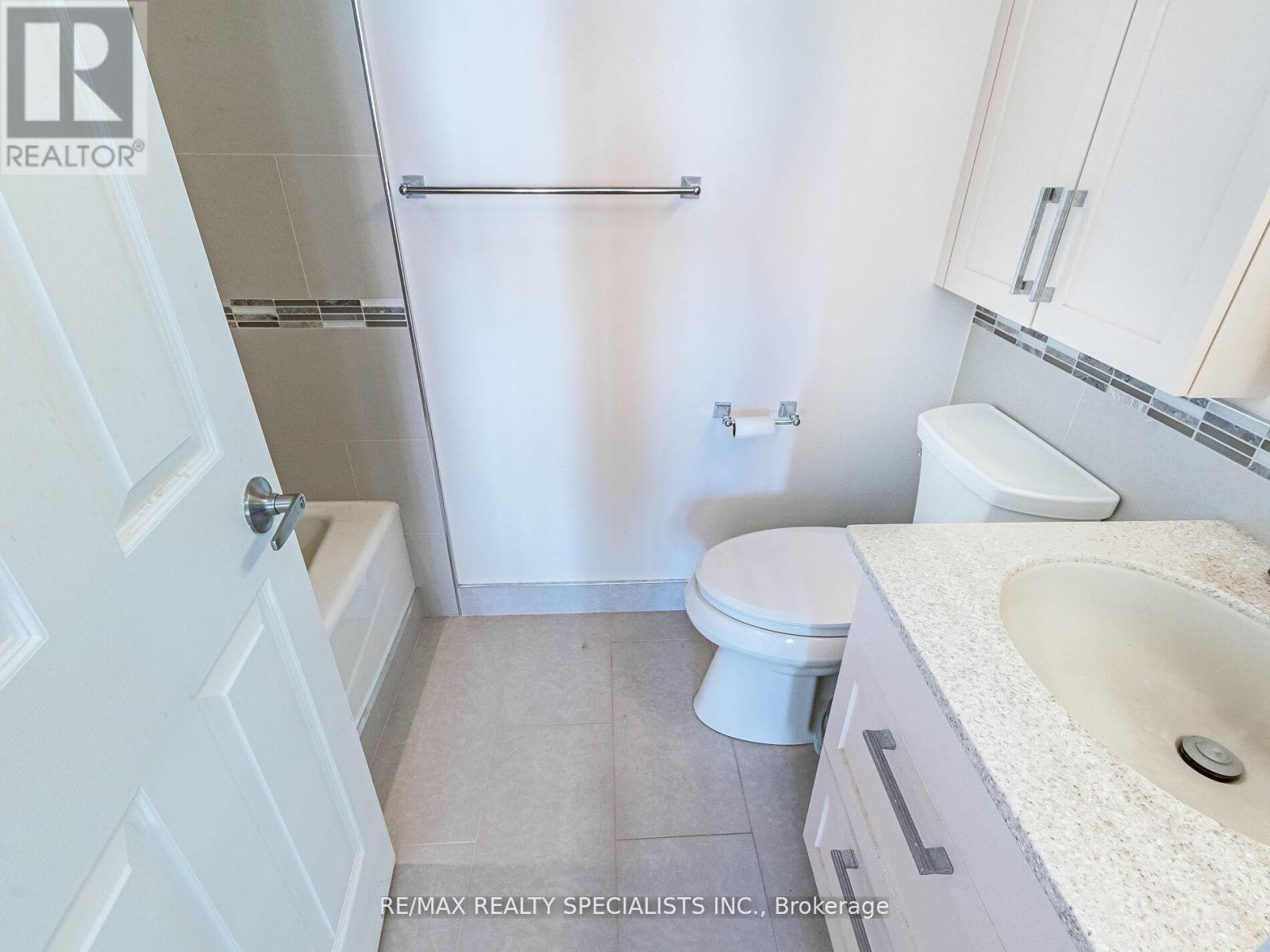 801 - 3605 Kariya Drive, Mississauga, Ontario  L5B 3J4 - Photo 20 - W12983090