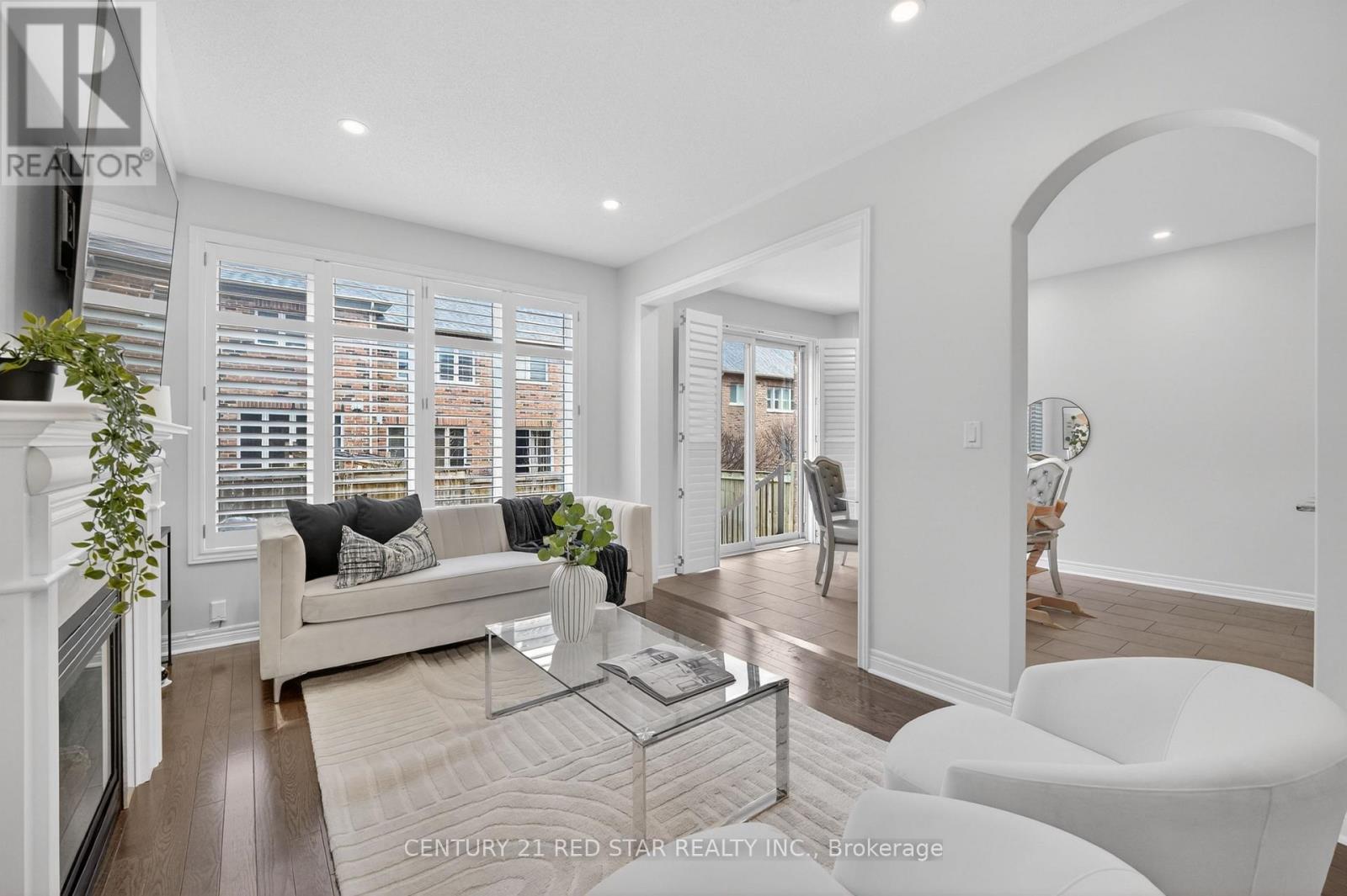 2416 Village Common, Oakville, Ontario  L6M 0S2 - Photo 19 - W12983094