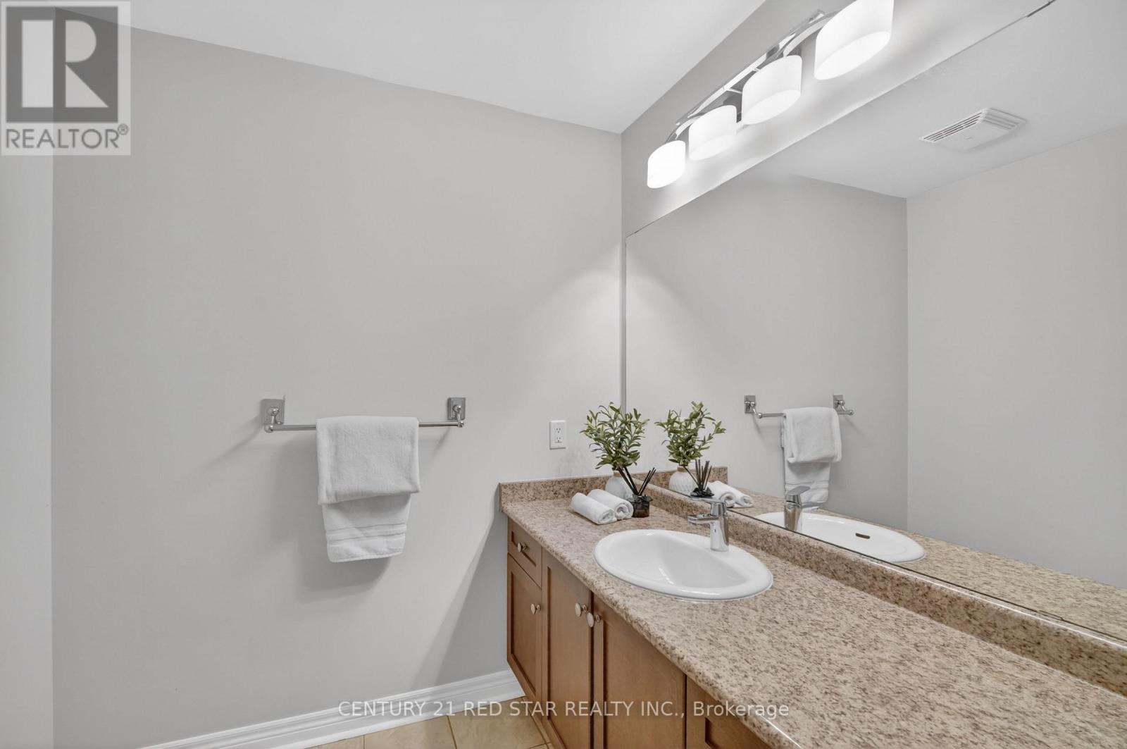 2416 Village Common, Oakville, Ontario  L6M 0S2 - Photo 38 - W12983094