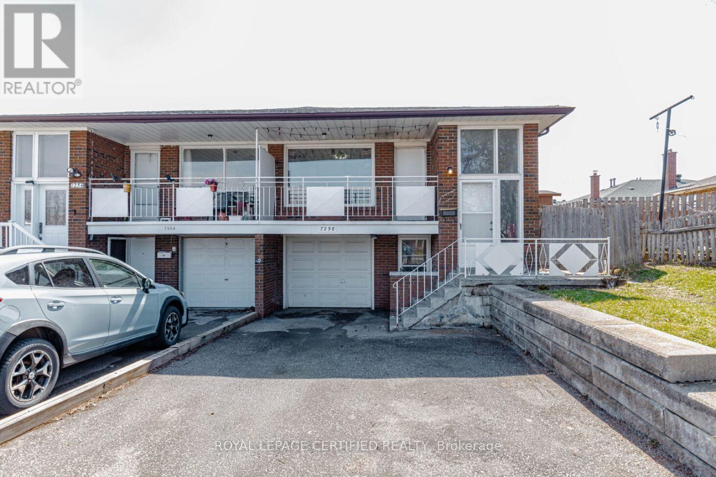 7256 Lancaster Avenue S, Mississauga, Ontario  L4T 2L6 - Photo 4 - W12983112