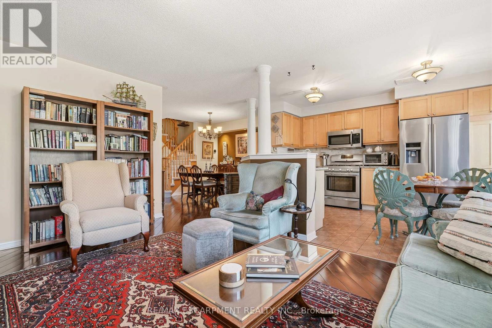 2211 Amberglen Court, Oakville, Ontario  L6M 4W8 - Photo 13 - W12983146