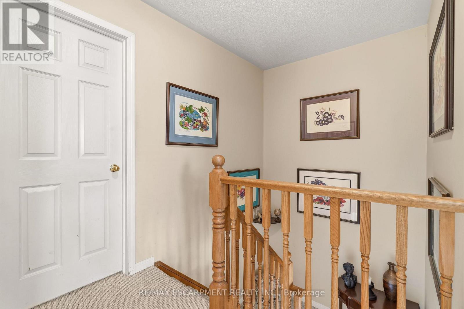 2211 Amberglen Court, Oakville, Ontario  L6M 4W8 - Photo 22 - W12983146