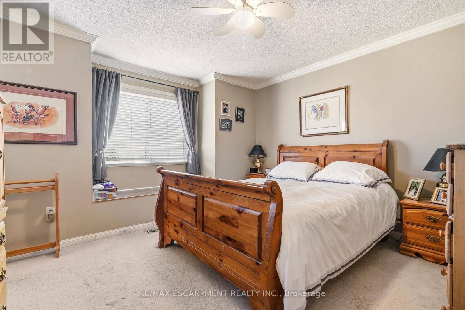 2211 Amberglen Court, Oakville, Ontario  L6M 4W8 - Photo 25 - W12983146