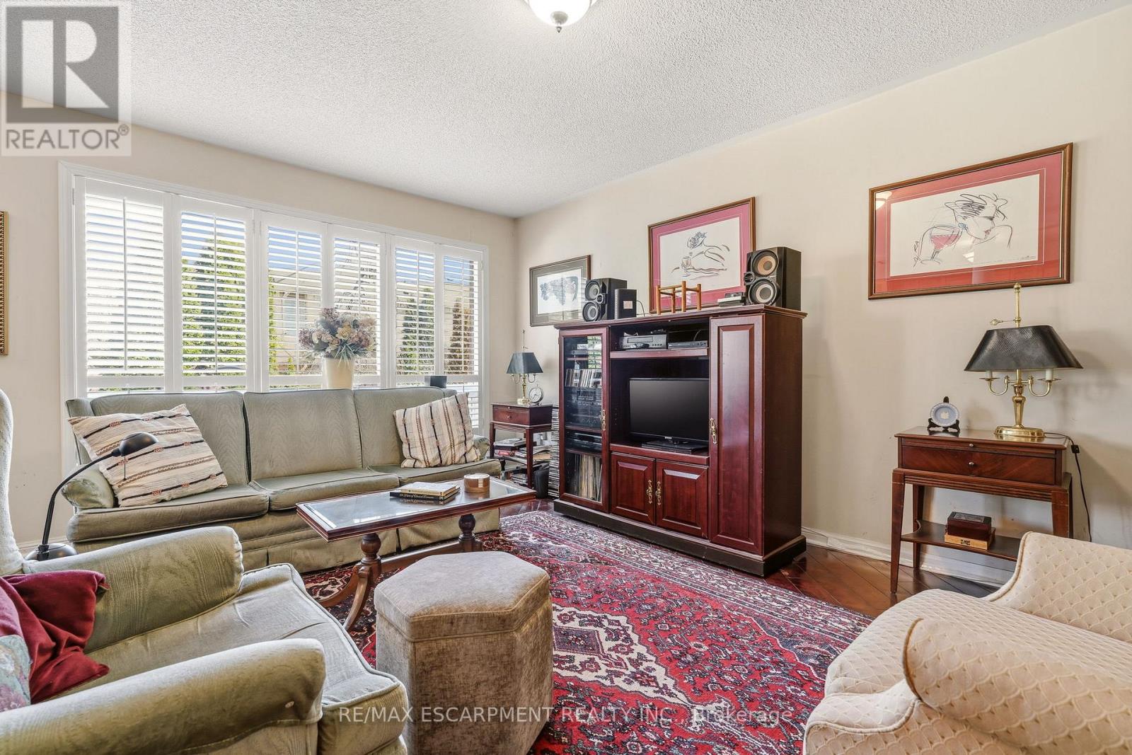 2211 Amberglen Court, Oakville, Ontario  L6M 4W8 - Photo 9 - W12983146