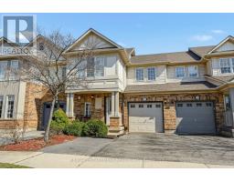 2211 AMBERGLEN COURT, Oakville, Ontario
