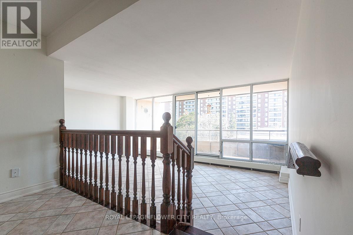 510 - 31 Four Winds Drive, Toronto, Ontario  M3J 1K9 - Photo 11 - W12983172