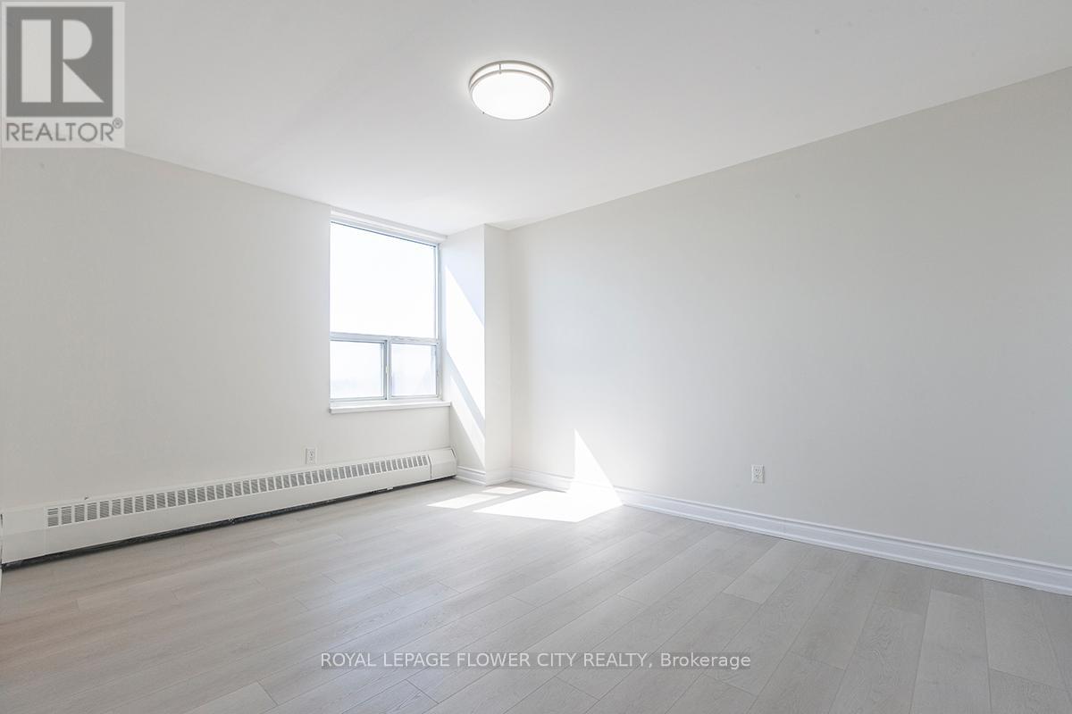 510 - 31 Four Winds Drive, Toronto, Ontario  M3J 1K9 - Photo 19 - W12983172