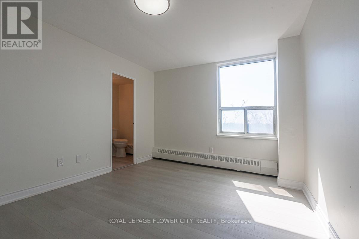 510 - 31 Four Winds Drive, Toronto, Ontario  M3J 1K9 - Photo 20 - W12983172