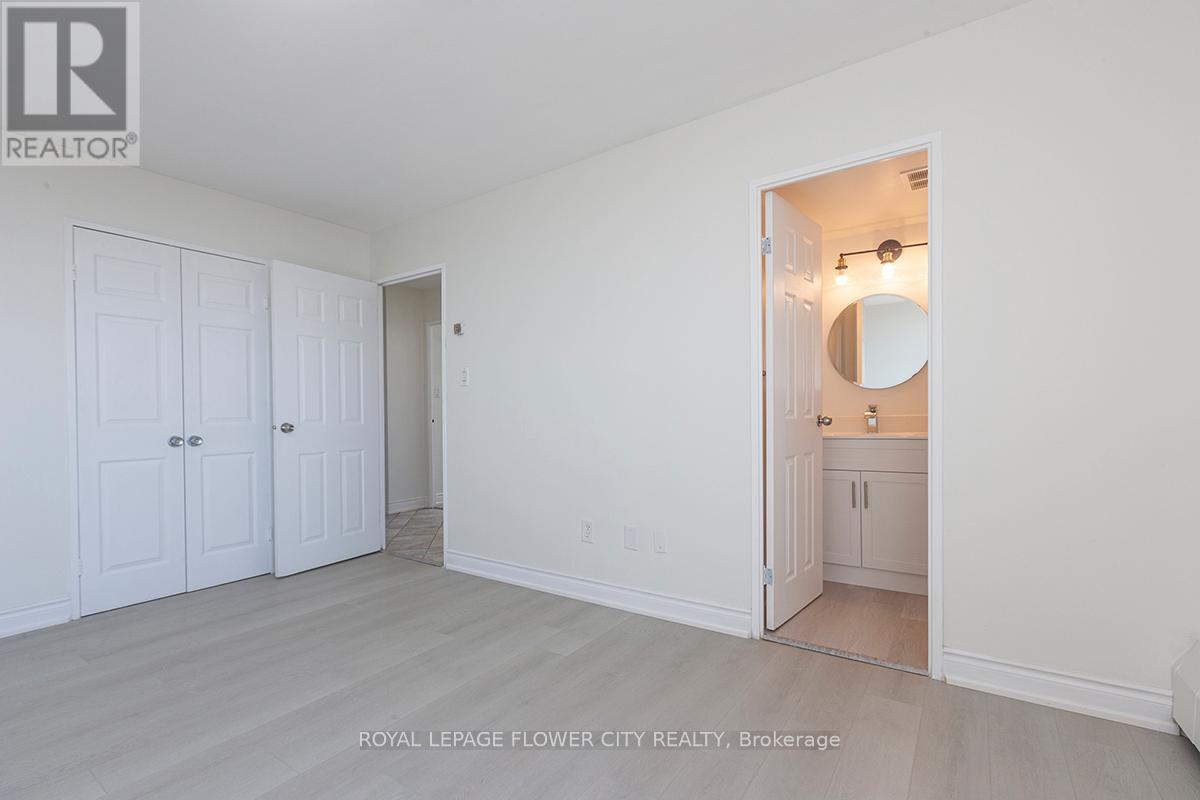 510 - 31 Four Winds Drive, Toronto, Ontario  M3J 1K9 - Photo 21 - W12983172