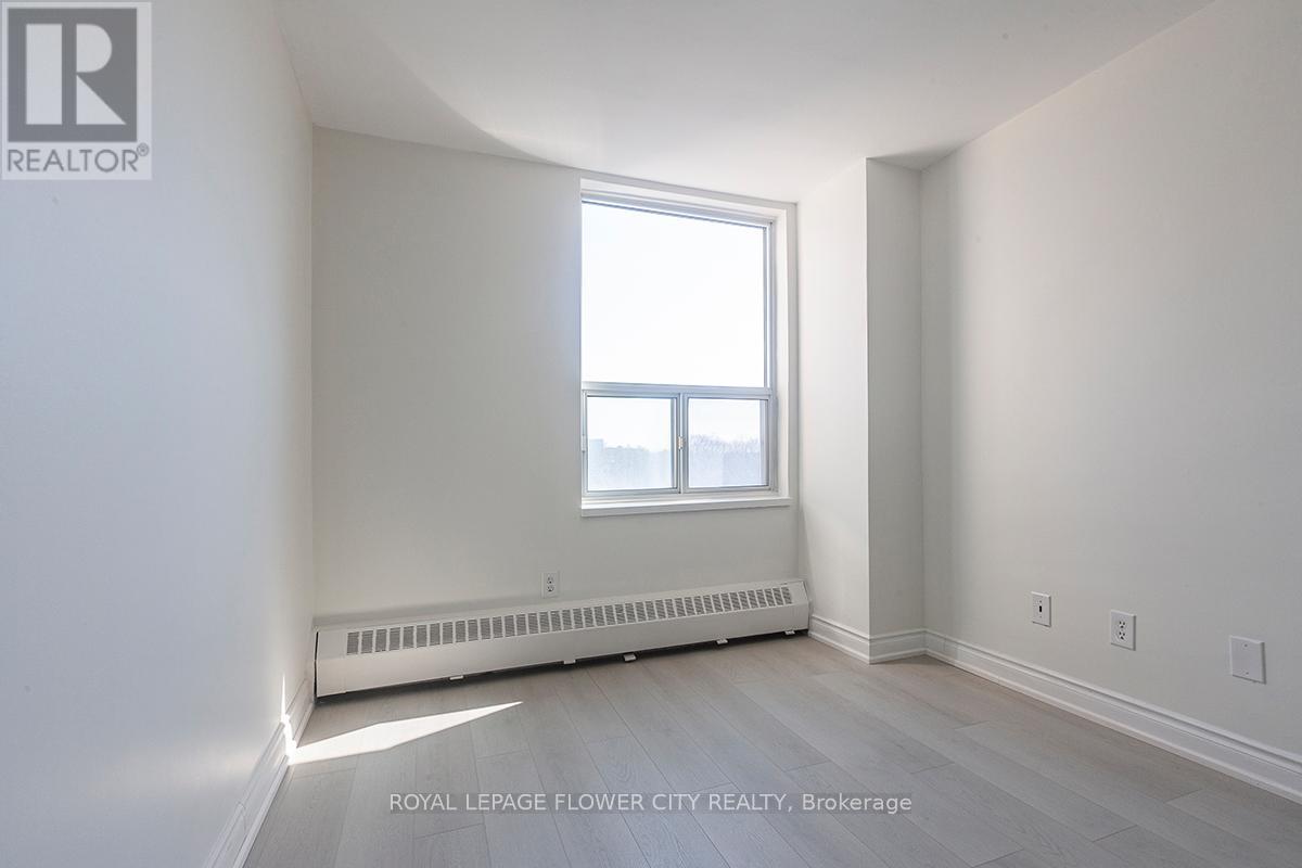 510 - 31 Four Winds Drive, Toronto, Ontario  M3J 1K9 - Photo 27 - W12983172