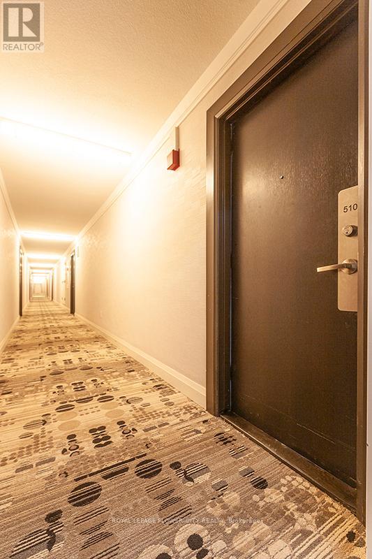 510 - 31 Four Winds Drive, Toronto, Ontario  M3J 1K9 - Photo 7 - W12983172
