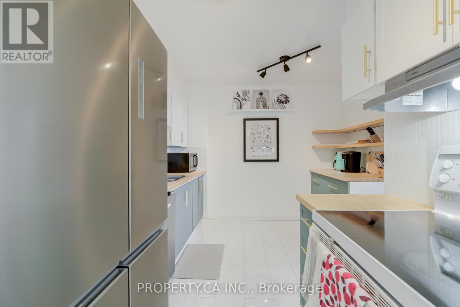 2008 - 85 Emmett Avenue, Toronto, Ontario  M6M 5A2 - Photo 11 - W12983186