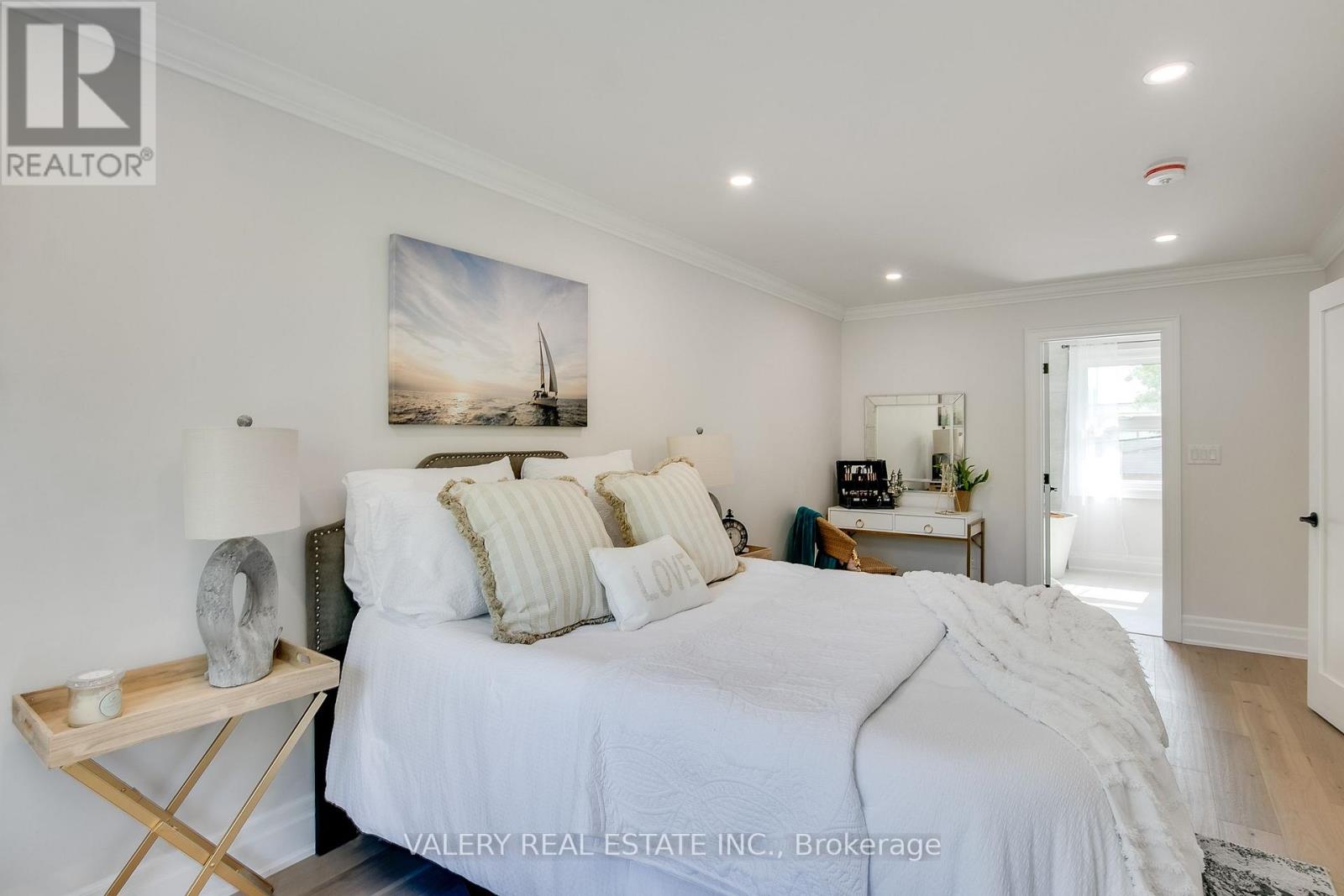 1 - 30 Morgan Avenue, Toronto, Ontario  M8Y 2Z8 - Photo 13 - W12983194