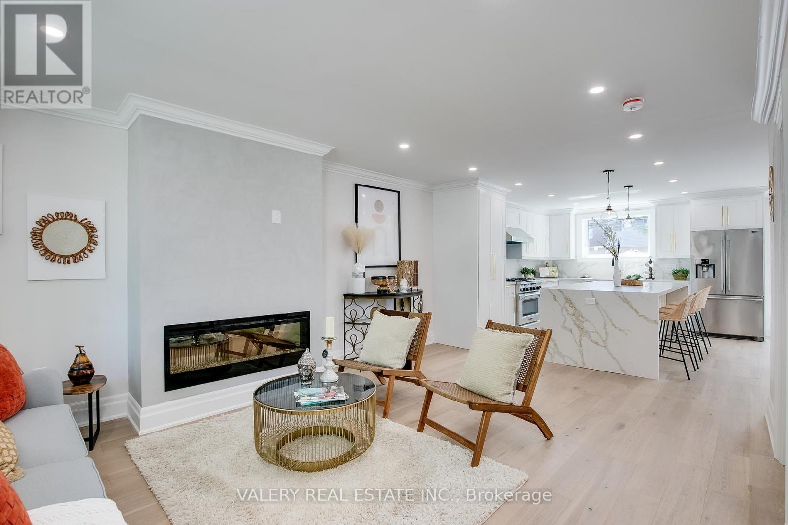 1 - 30 Morgan Avenue, Toronto, Ontario  M8Y 2Z8 - Photo 5 - W12983194