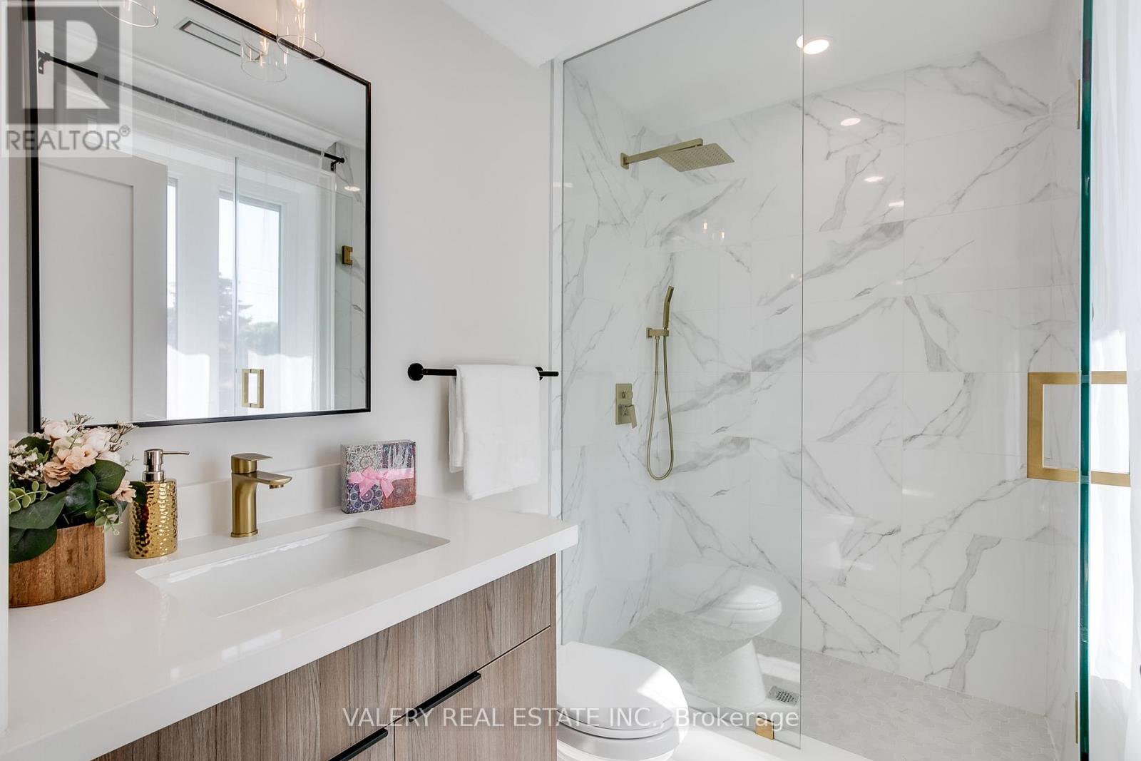 1 - 30 Morgan Avenue, Toronto, Ontario  M8Y 2Z8 - Photo 8 - W12983194