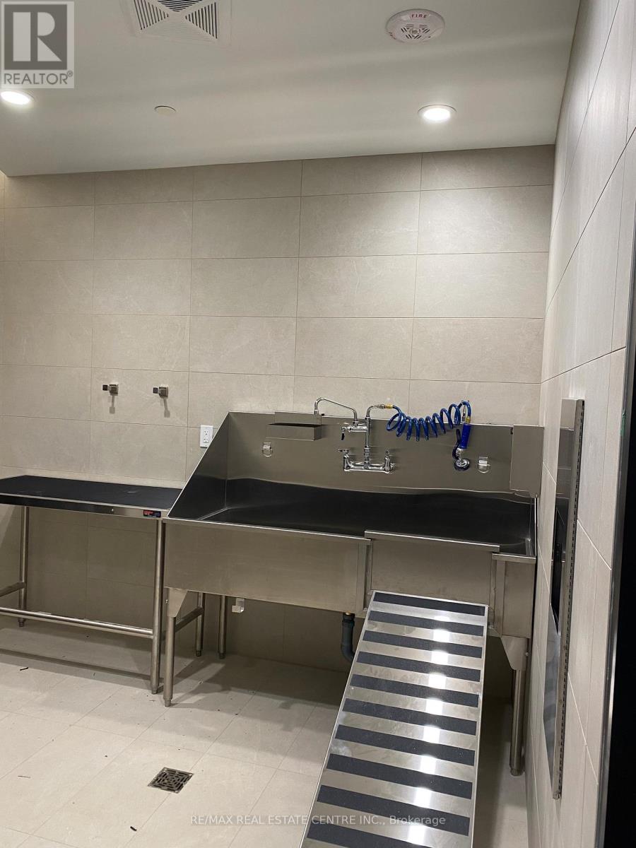 507 - 3006 William Cutmore Boulevard, Oakville, Ontario  L6H 0A4 - Photo 19 - W12983196