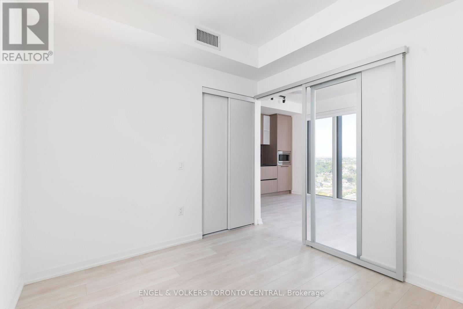 1908 - 1285 Dupont Road N, Toronto, Ontario  M6H 2H6 - Photo 13 - W12983208