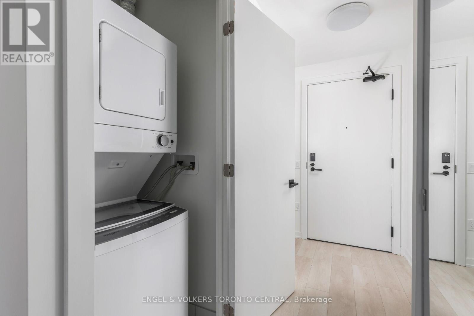 1908 - 1285 Dupont Road N, Toronto, Ontario  M6H 2H6 - Photo 16 - W12983208