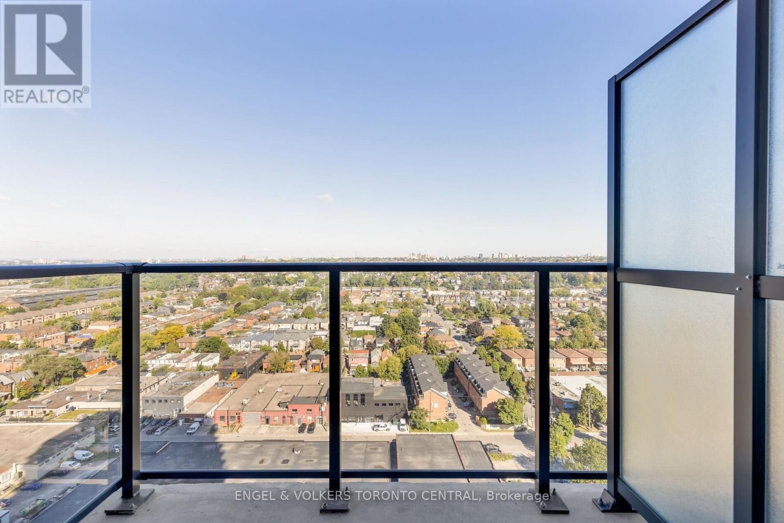 1908 - 1285 Dupont Road N, Toronto, Ontario  M6H 2H6 - Photo 19 - W12983208