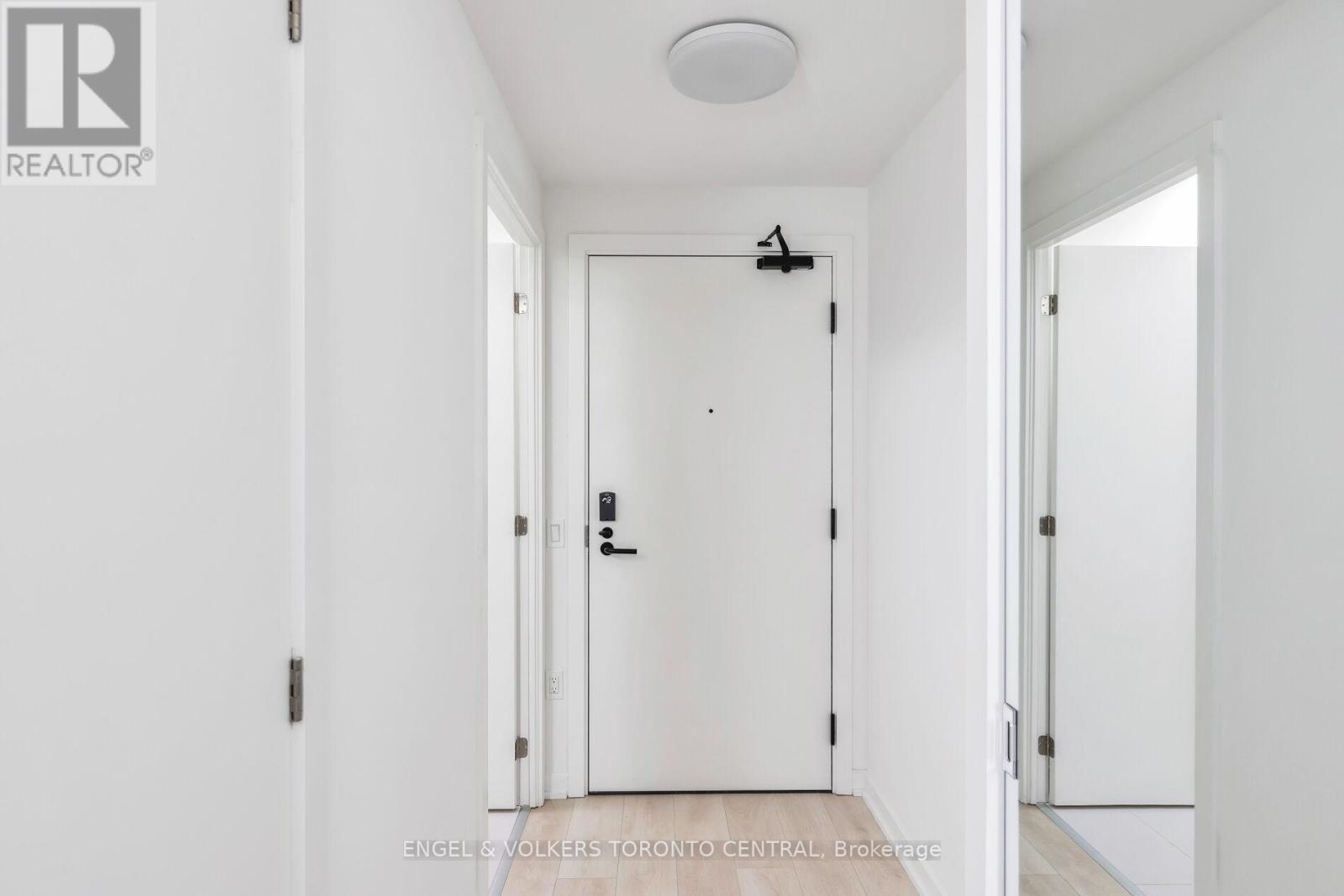 1908 - 1285 Dupont Road N, Toronto, Ontario  M6H 2H6 - Photo 2 - W12983208